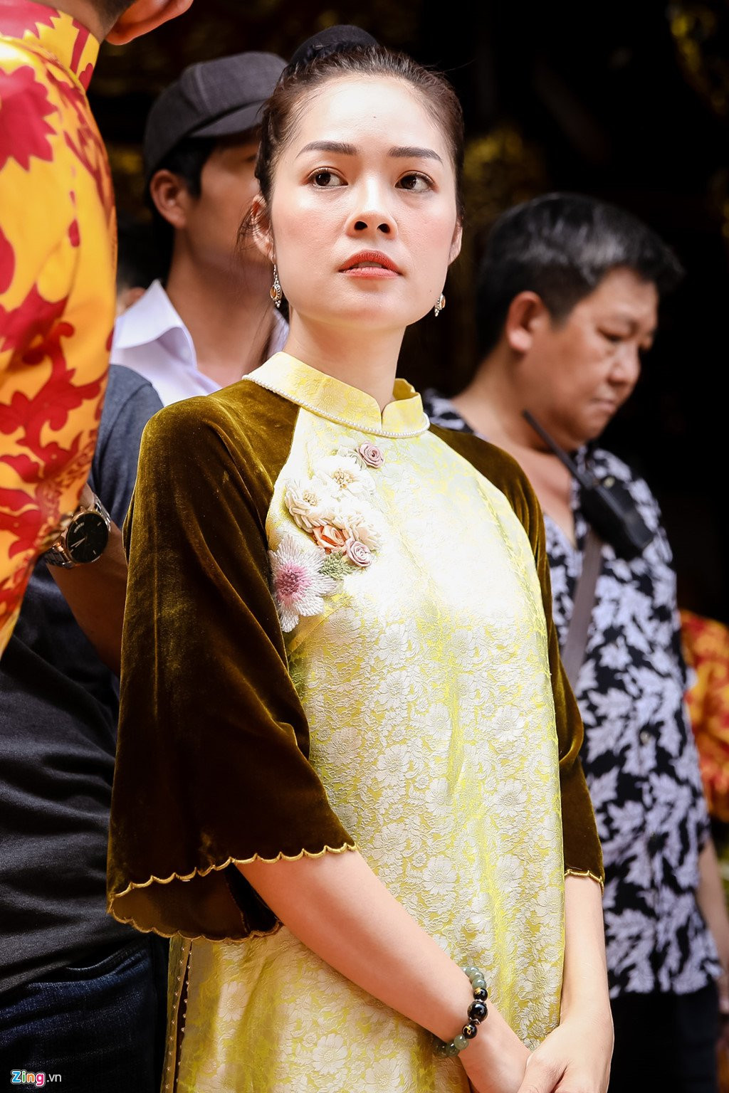 Ho Ngoc Ha, Kaity Nguyen den nha tho cua Hoai Linh dang huong To nghe hinh anh 9