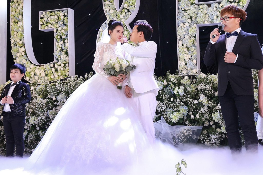 Khoanh khac cua nu cuoi, nuoc mat o le cuoi Truong Giang, Nha Phuong hinh anh 9