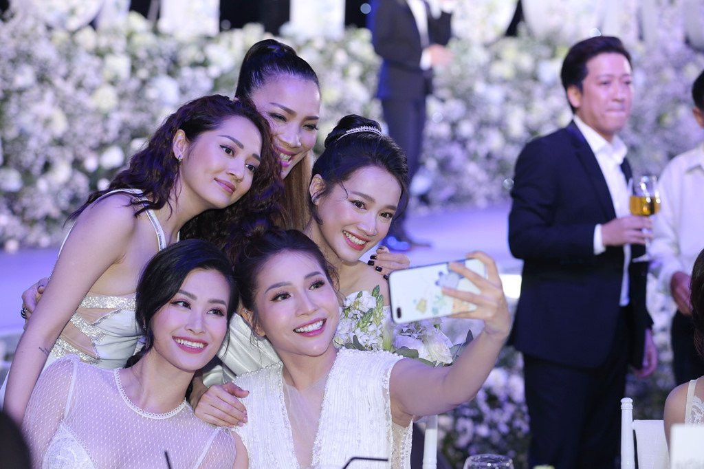 Khoanh khac cua nu cuoi, nuoc mat o le cuoi Truong Giang, Nha Phuong hinh anh 18