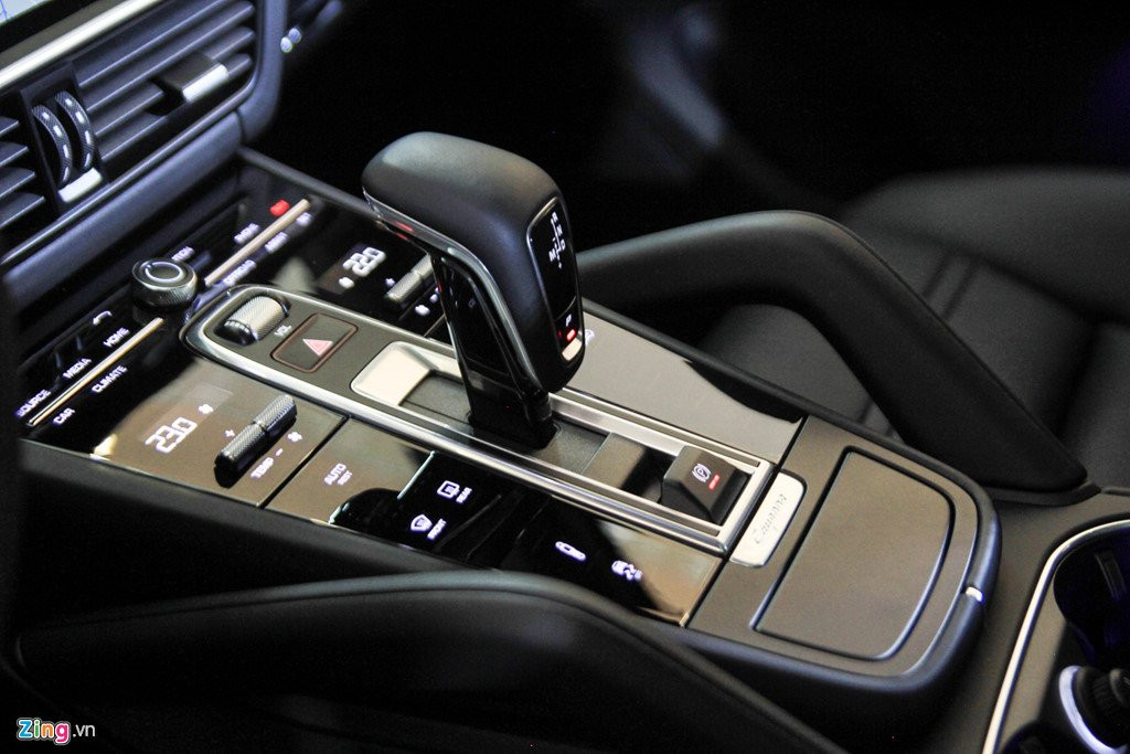 Porsche Cayenne 2018 chinh thuc ve VN sau mot nam ra mat hinh anh 13