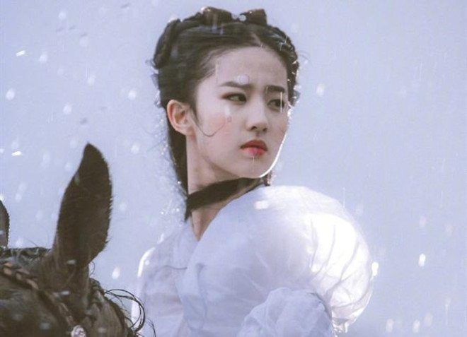 Anh qua khu cua Luu Diec Phi duoc khen nhu nu than hinh anh 3