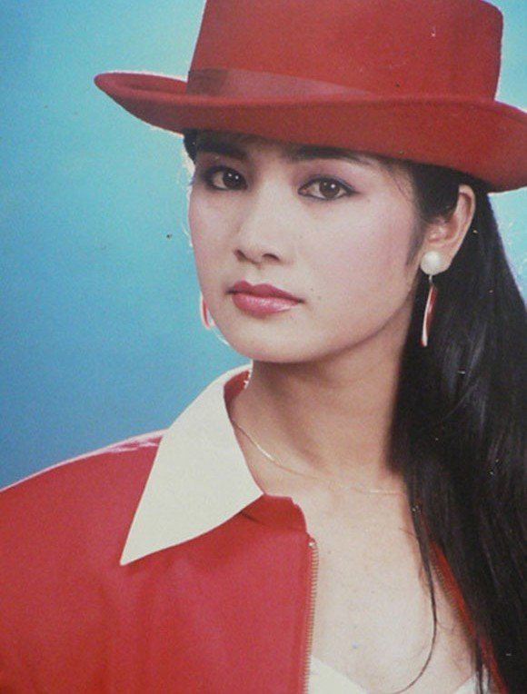 Dàn sao Việt đình đám thập niên 1990: Người bị lừa, người tự tử vì tình