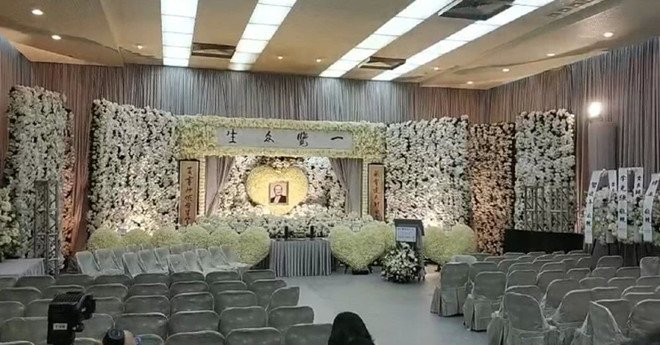 gqEihnstwwr0852279 4