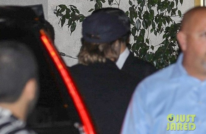 bradpittatjenniferanistonbirthdayparty312