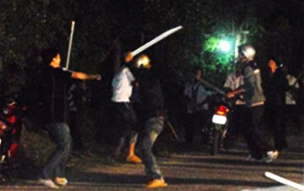 Hinh anh Gap mat giai hoa, co gai 18 tuoi bi 4 thanh nien dam chet trong dem