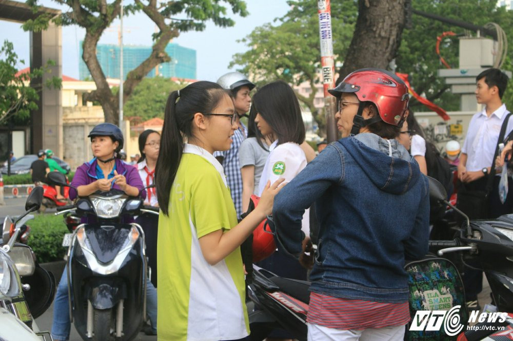 z677736212048_8438121ae39563194decdfcb05d35fca 15