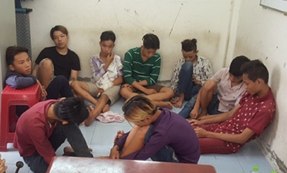 149879931769165-1--1-