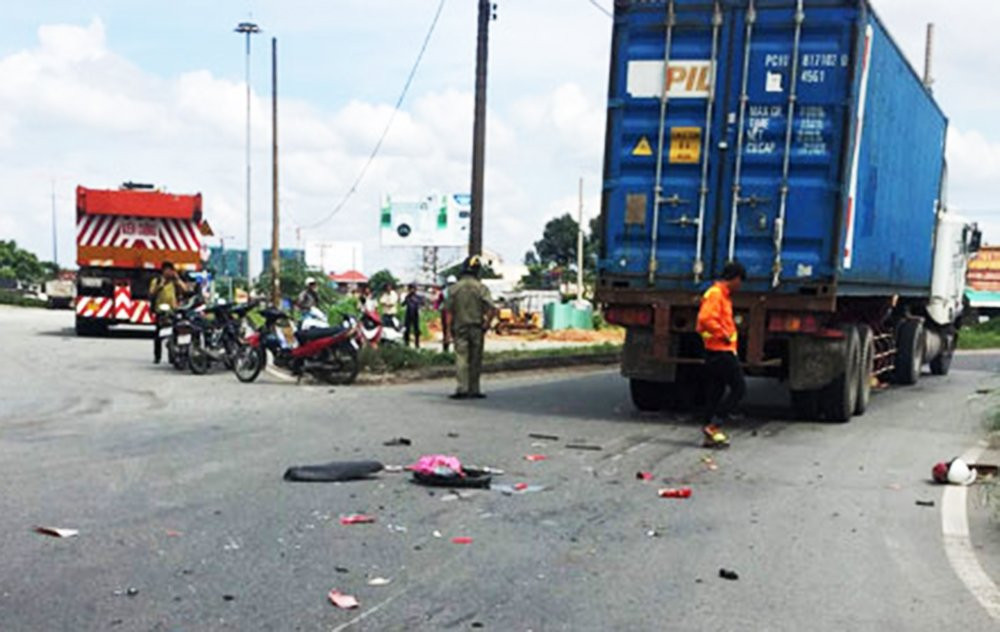 1511164477-601-thanh-nien-chet-tuc-tuoi-tren-duong-di-xin-viec-lam-tai-nan--1--1511164422-width660height394 copy