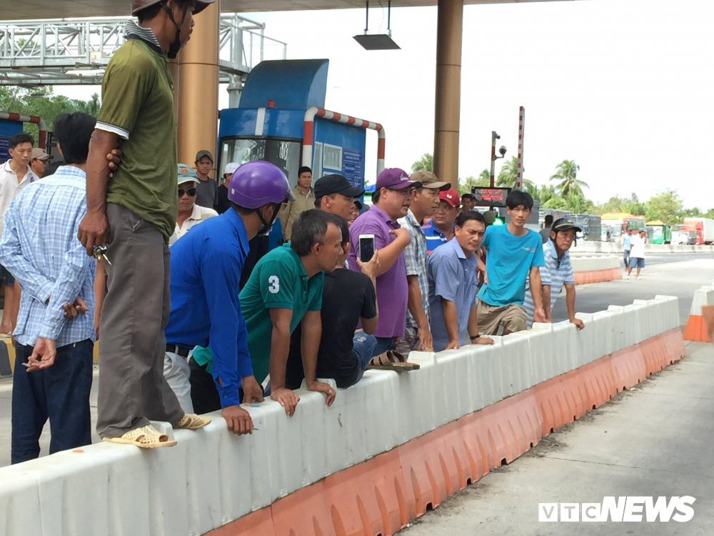 26695071_2016704175209745_1699848265_o 11