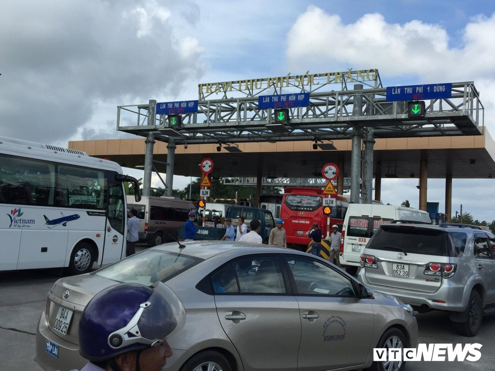 26695322_2016703905209772_10309736_o