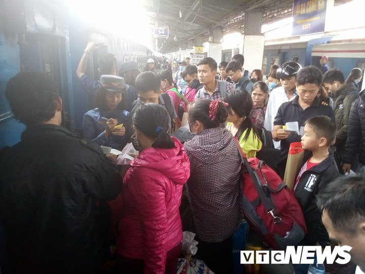 27939264_941875999327878_1133856660_n