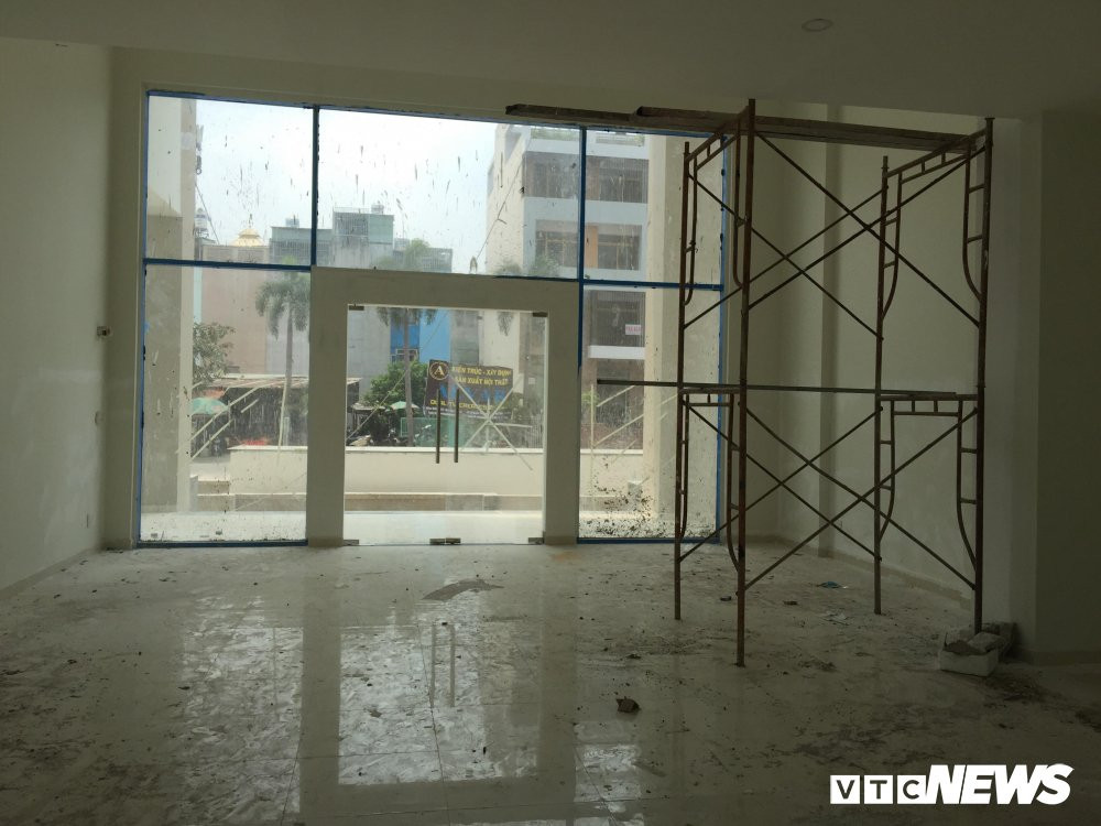 30740895_2066705220209640_8848997119395102720_n 17