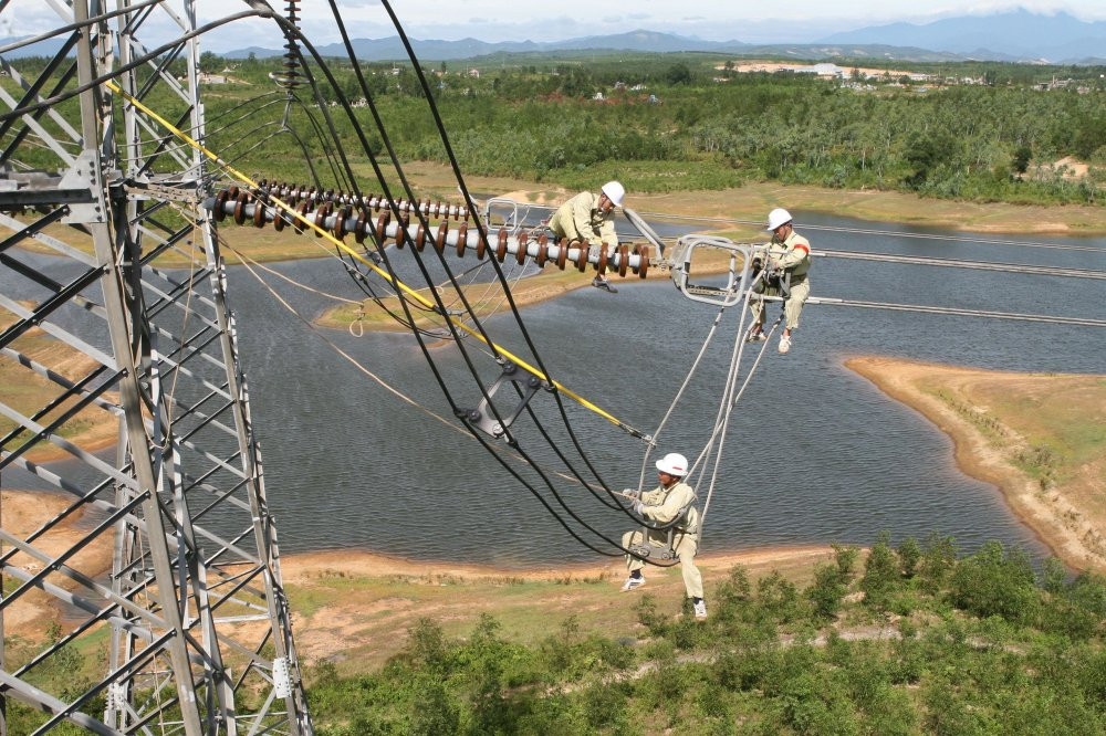 z1033921554073_e23fb42049e833b39d5a692dbbd84d44_umkh