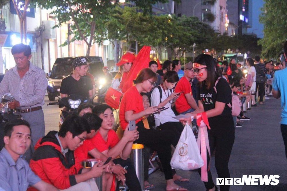 47575728_325915391331405_4768486748894265344_n 5