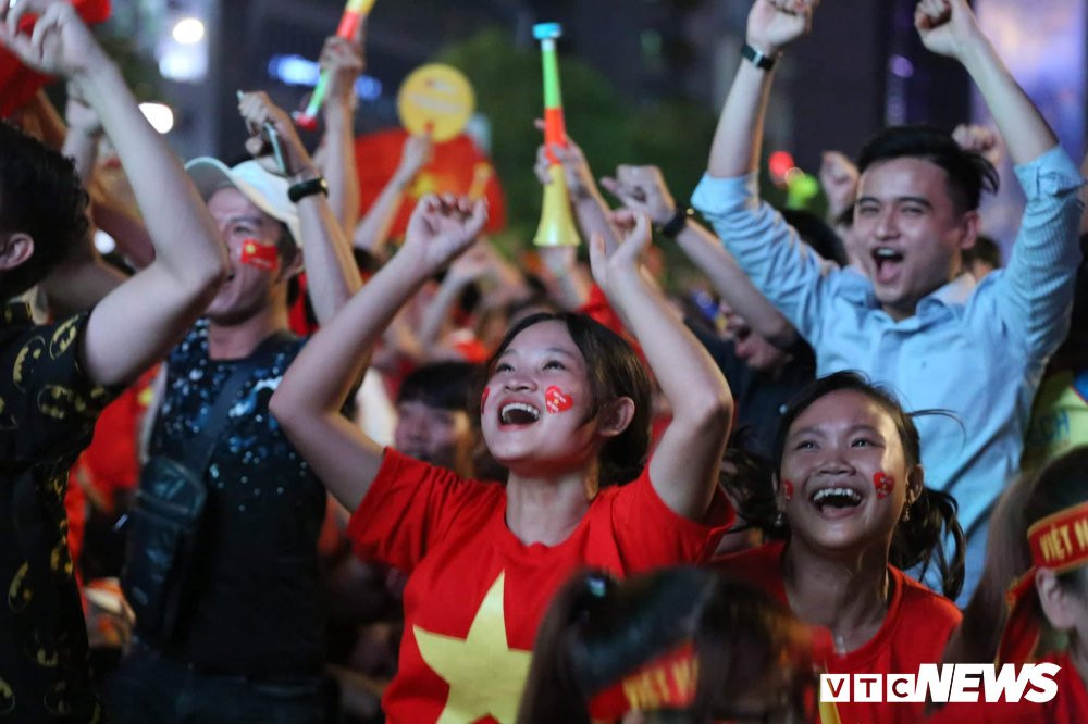 47577382_382960078913030_7543013850921041920_n 16