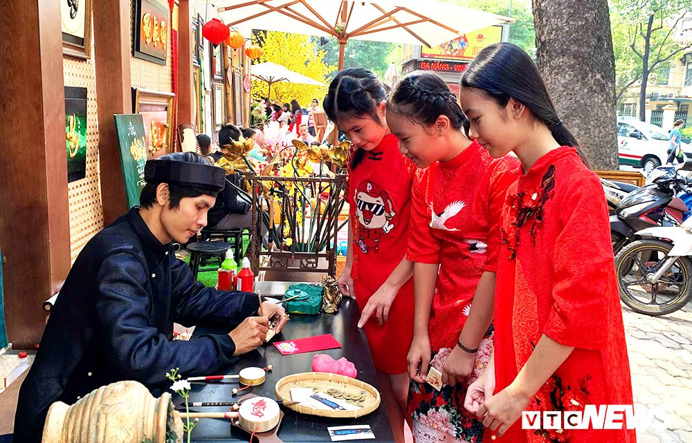 50788741_250201132548023_6434140371260801024_n 16