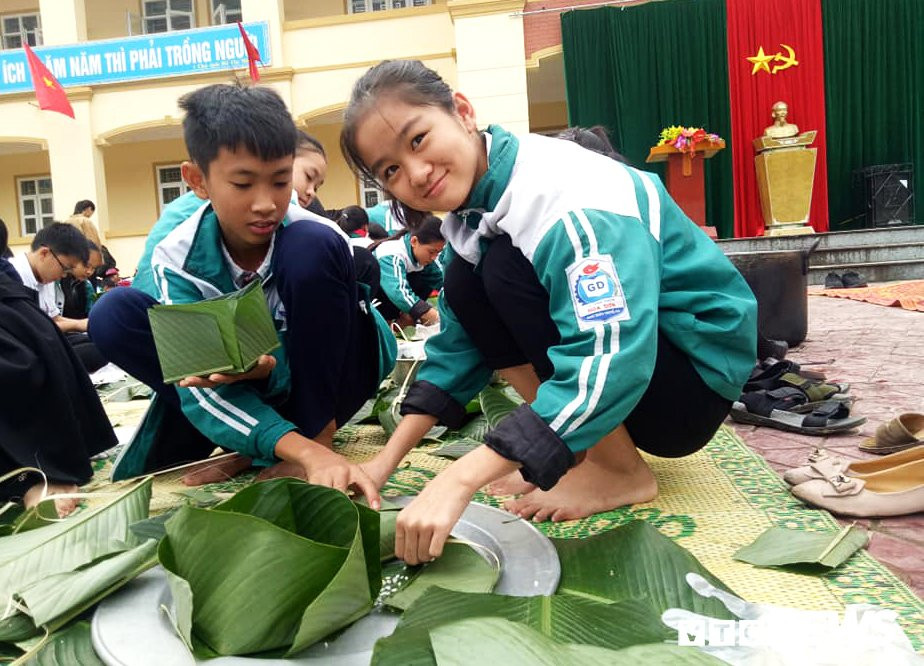 50946216_1222059651284631_8560438594857074688_n 16