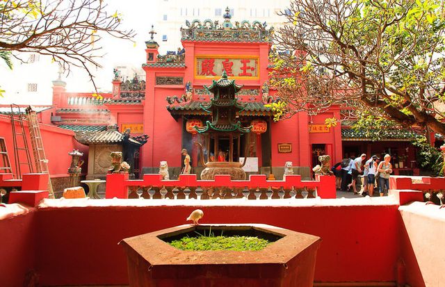 Những điểm du lịch tâm linh nên ghé ngày đầu Xuân - 6
