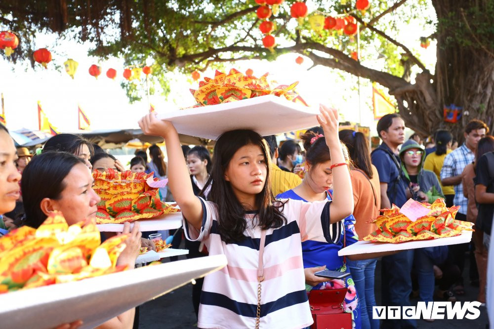 52366942_2502403769787702_9172878653271310336_n 3