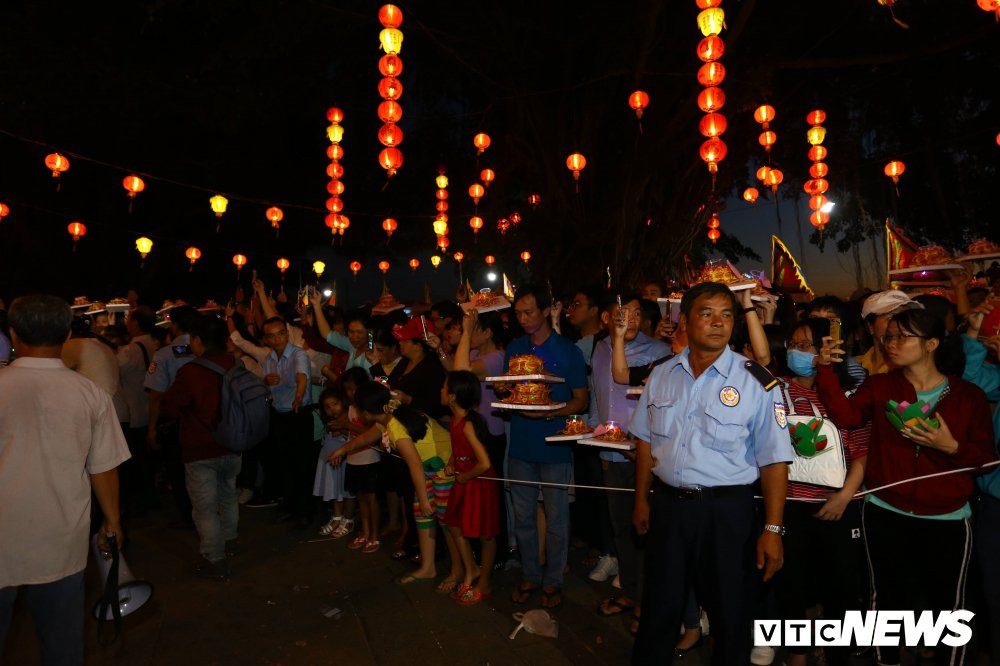 52390034_561209764346702_963638297257574400_n 8