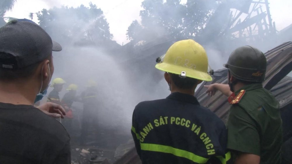 HOA HOAN THIEU RUI HOAN TOAN HAI CAN NHA.mp4_snapshot_00.39_[2018.11.26_15.37.59]