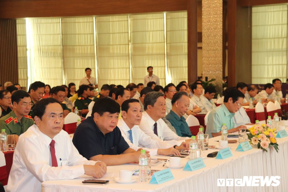 bao-chi-phai-doi-moi-02