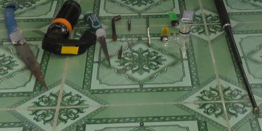 bat-nhanh-hai-ke-chem-nguoi-2