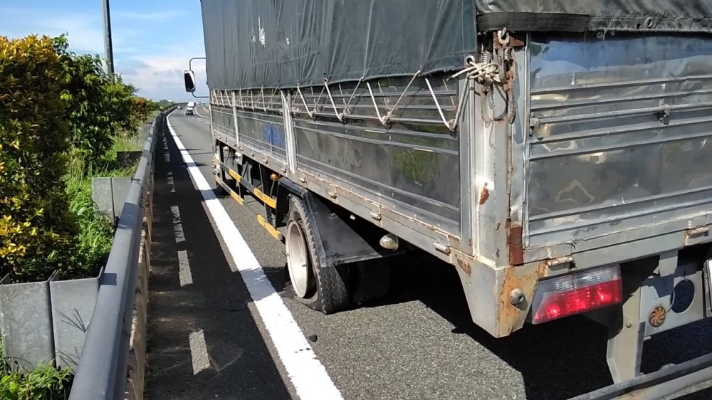 thang-gap-tranh-xe-tai