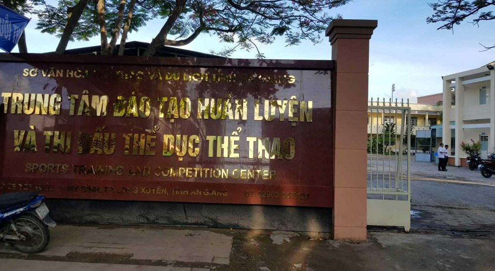 hon-tram-vdv-o-an-giang-bi-no-luong