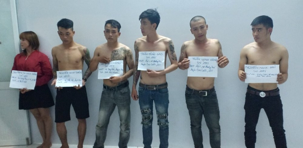 khoi-to-nhom-con-do-hinh2