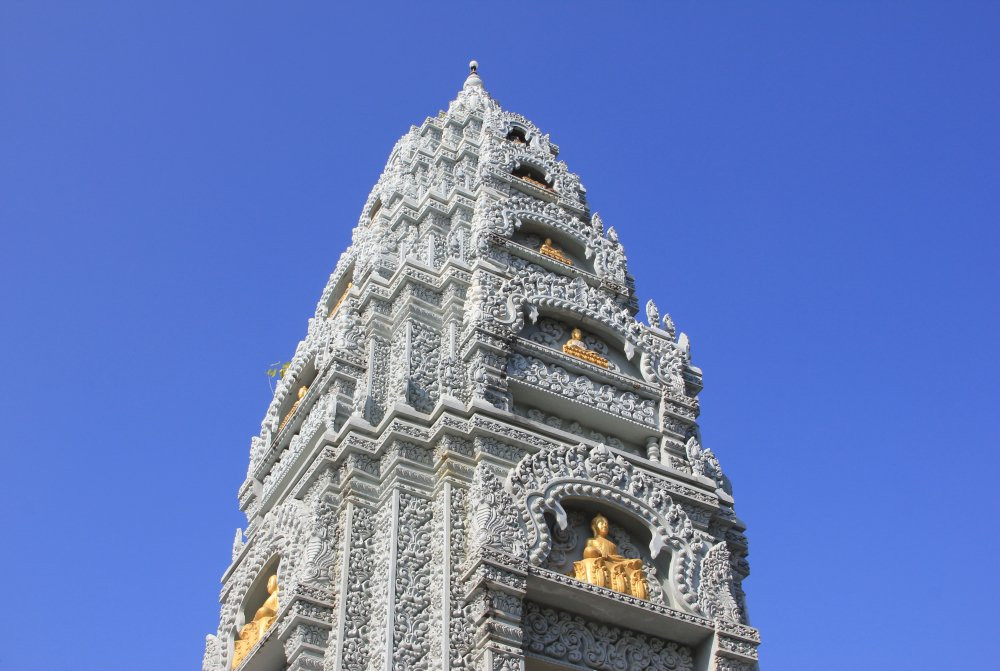 bao-thap-voi-kien-truc-doc-dao-04 9