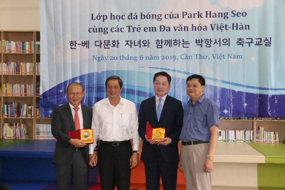 huan-luyen-vien-Park-Hang-seo-hinh 4 4