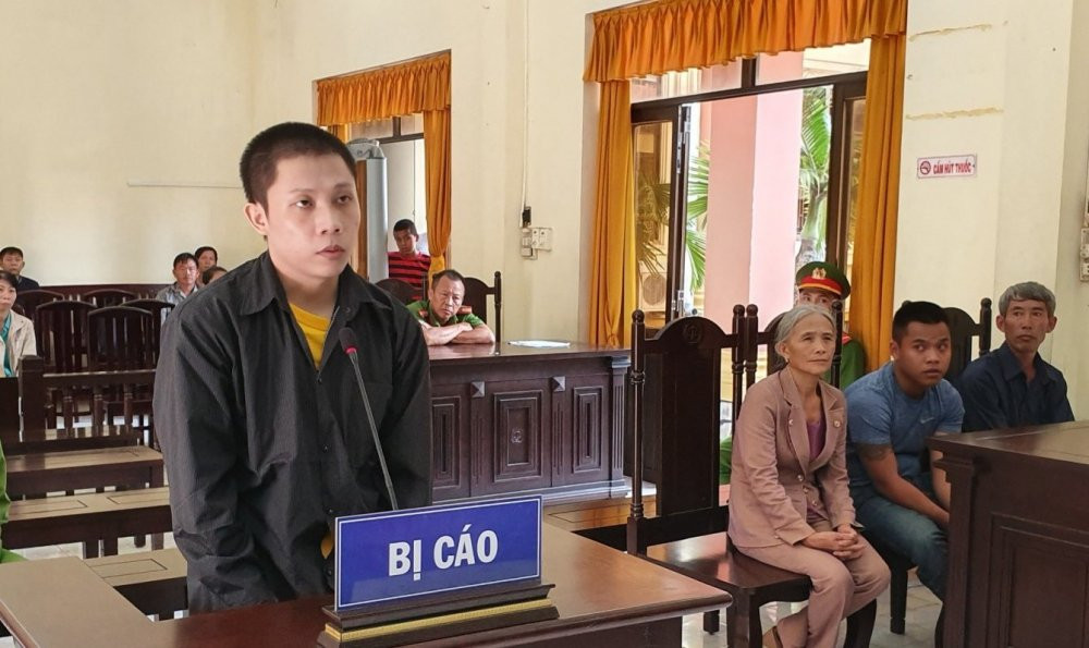 nguoi-chet-ke-doi-dien-an-tu