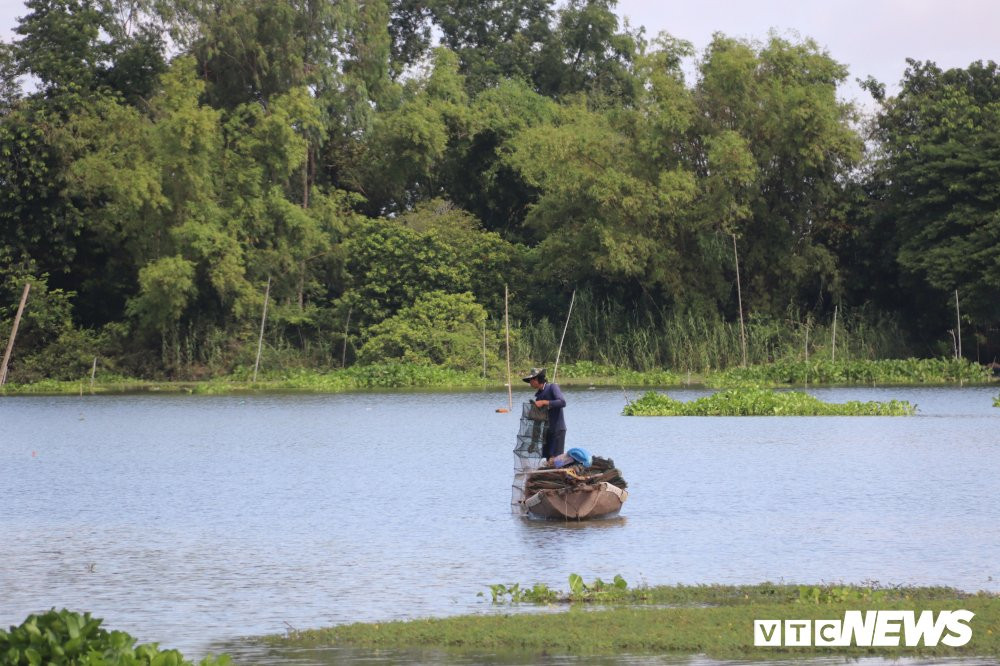 Phan -khoi- muu-sinh-mua-nuoc-noi- 002 5