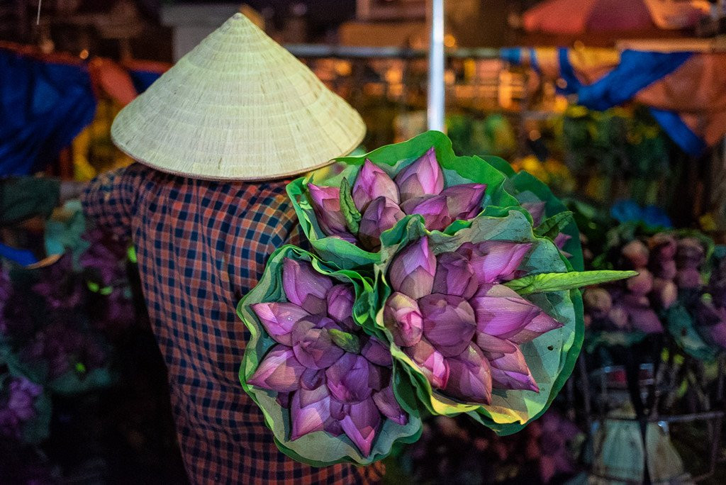 Ngap tran sac sen tai cho hoa Quang Ba hinh anh 9