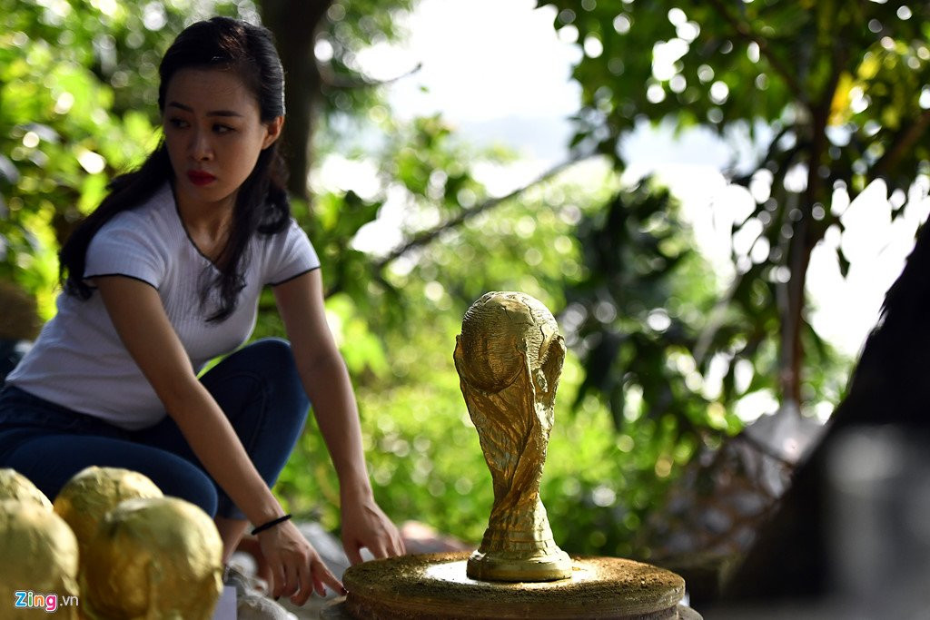 'Cup vang' 80.000 dong bay ban o cua nha, quan nuoc hinh anh 9