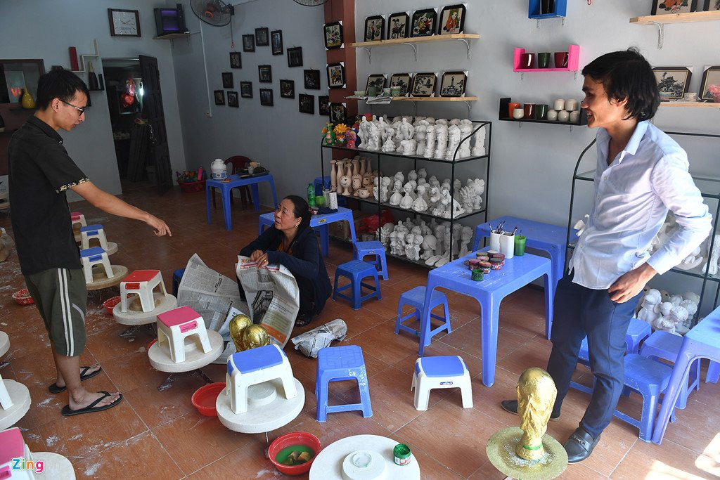 'Cup vang' 80.000 dong bay ban o cua nha, quan nuoc hinh anh 13