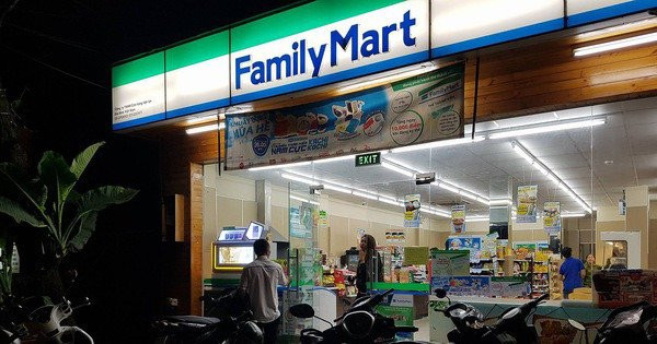 Phia sau tuyen bo hung hon cua cac dai gia ban le hinh anh 1