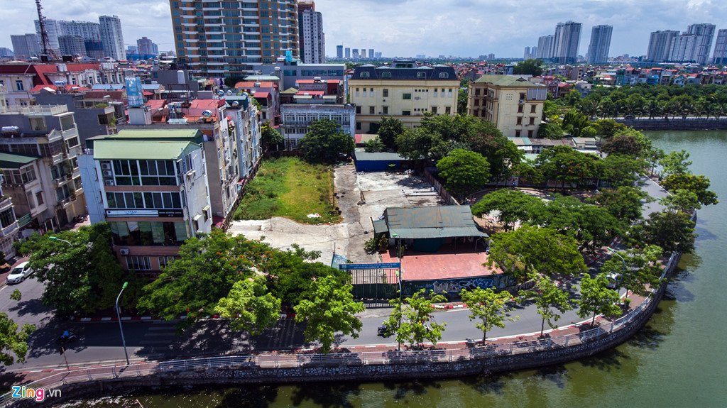 Toan canh khu dat 'kim cuong' ven ho Tay sap bi thu hoi hinh anh 5