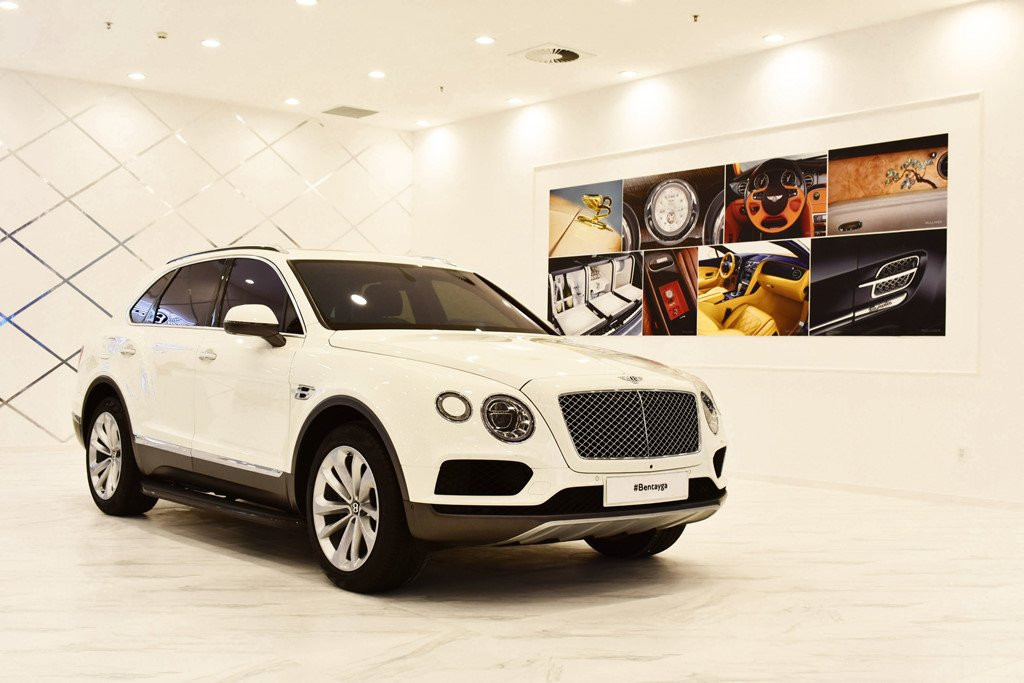 Lamborghini va Bentley mang sieu xe, xe sang trung bay tai SG hinh anh 7