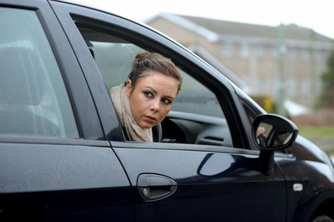 O Anh, nguoi ta so lai xe hon ca sung dan hinh anh 3