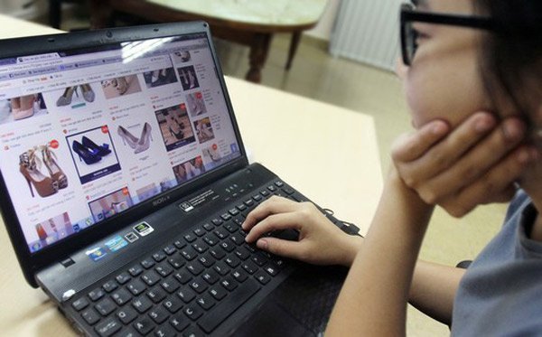 Truy thu thue 4,1 ty dong voi ca nhan nhan tien tu facebook, Google hinh anh 1