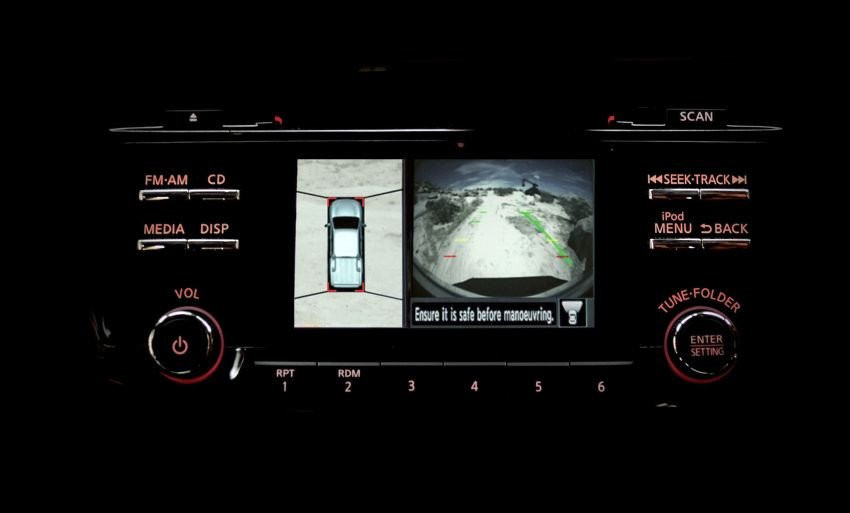 Nissan Navara VL Plus ra mat tai Malaysia, gia khoang 688 trieu dong hinh anh 2