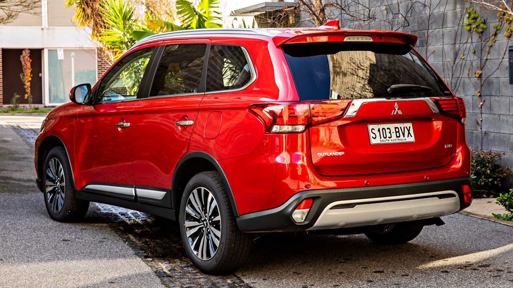 Mitsubishi Outlander 2019: Thay doi nho tao nen khac biet lon hinh anh 2