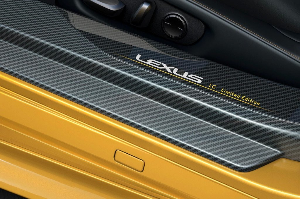 Lexus LC co them ban gioi han, se xuat hien tai Paris Motor Show hinh anh 3