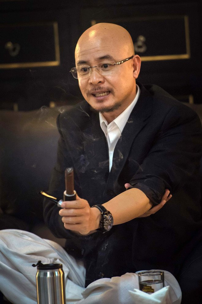 Dang Le Nguyen Vu bat ngo gap go bao chi hinh anh 2