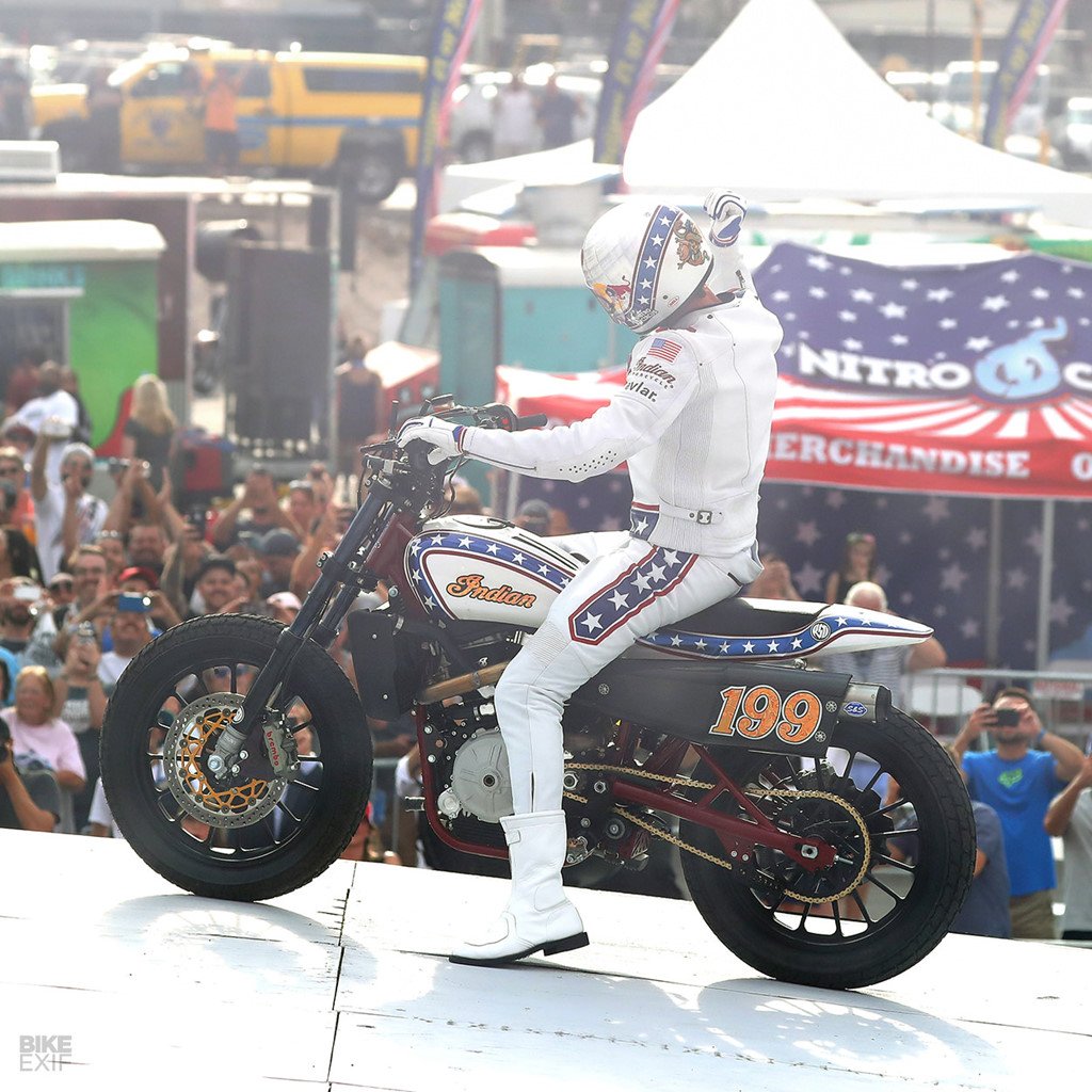 Bung no voi moto bieu dien Indian FTR750 hinh anh 7