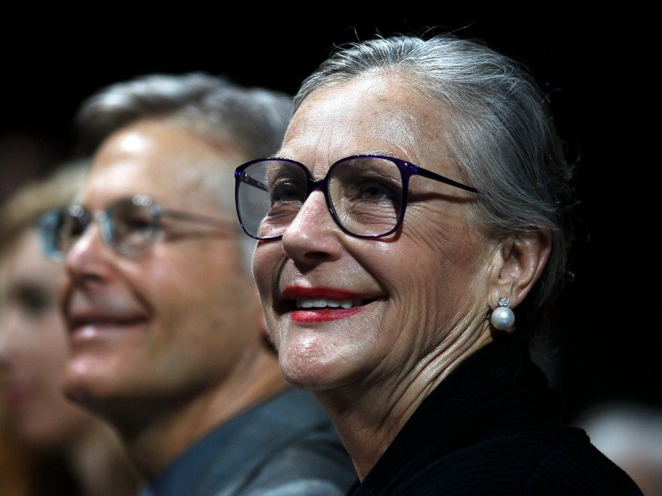 Gia toc giau nhat the gioi tieu khoi tai san tram ty USD nhu the nao? hinh anh 10