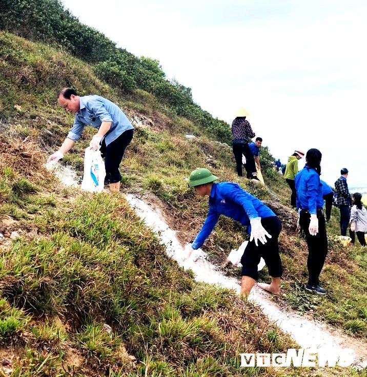 doan-vien-thanh-nien 4