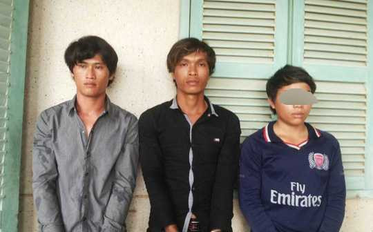 3 đối tượng Linh, Tình và Nhịn lúc bị bắt giữ. Ảnh: Bảo Thy